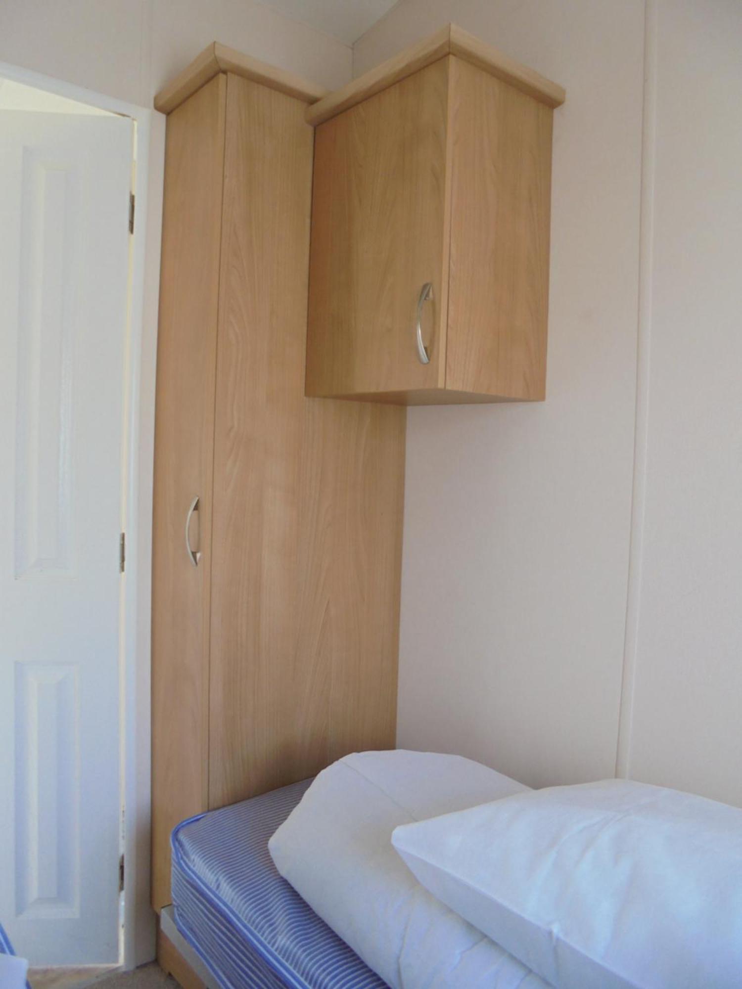 Seaview Bromley 10 Berth 4 Bedrooms Free Wifi Holiday home *